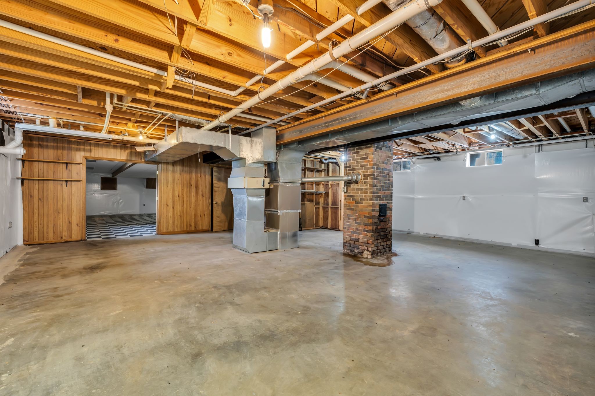 28 Ok Road Lawrenceburg, TN 38464 - Photo 51 of 76 a view of empty room with wooden ceiling