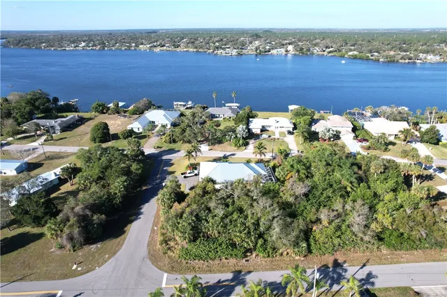 $165,000 | 14425 79th Avenue, Sebastian, FL 32958