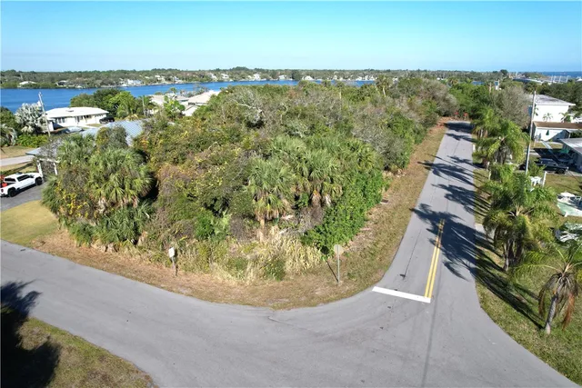 $165,000 | 14425 79th Avenue, Sebastian, FL 32958