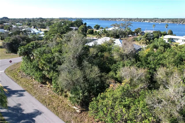 $165,000 | 14425 79th Avenue, Sebastian, FL 32958