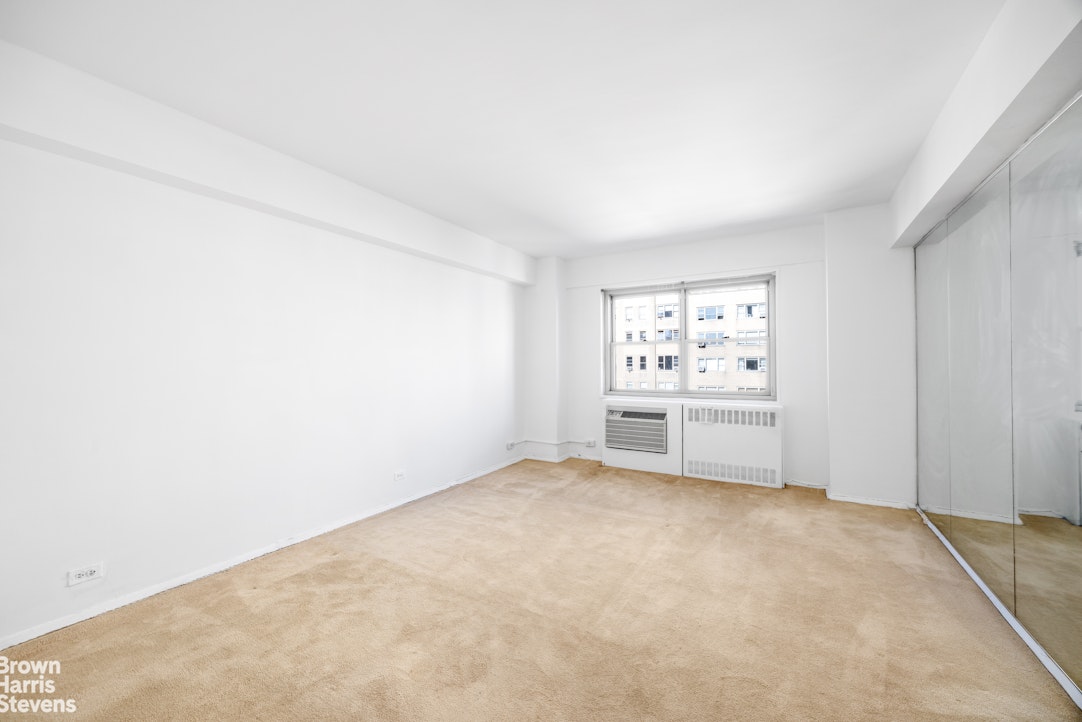 35 Park Avenue, Unit 14F Manhattan, NY 10016 - Photo 4 of 12