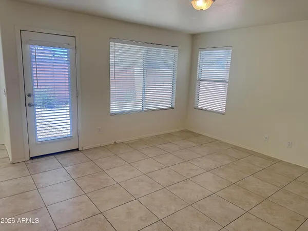 $2,400 | 4106 East Chambers Street, Phoenix, AZ 85040
