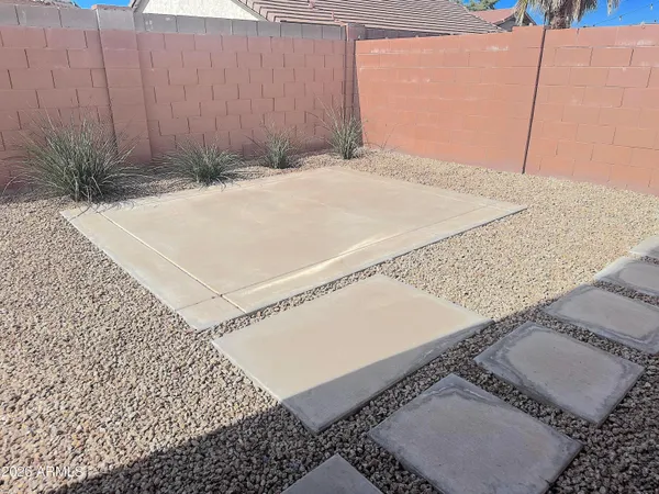 $2,400 | 4106 East Chambers Street, Phoenix, AZ 85040