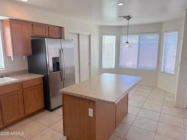 $2,400 | 4106 East Chambers Street, Phoenix, AZ 85040