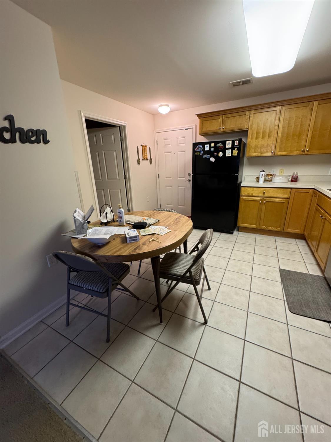 85 Liddle Avenue Edison, NJ 08837 - Photo 9 of 19