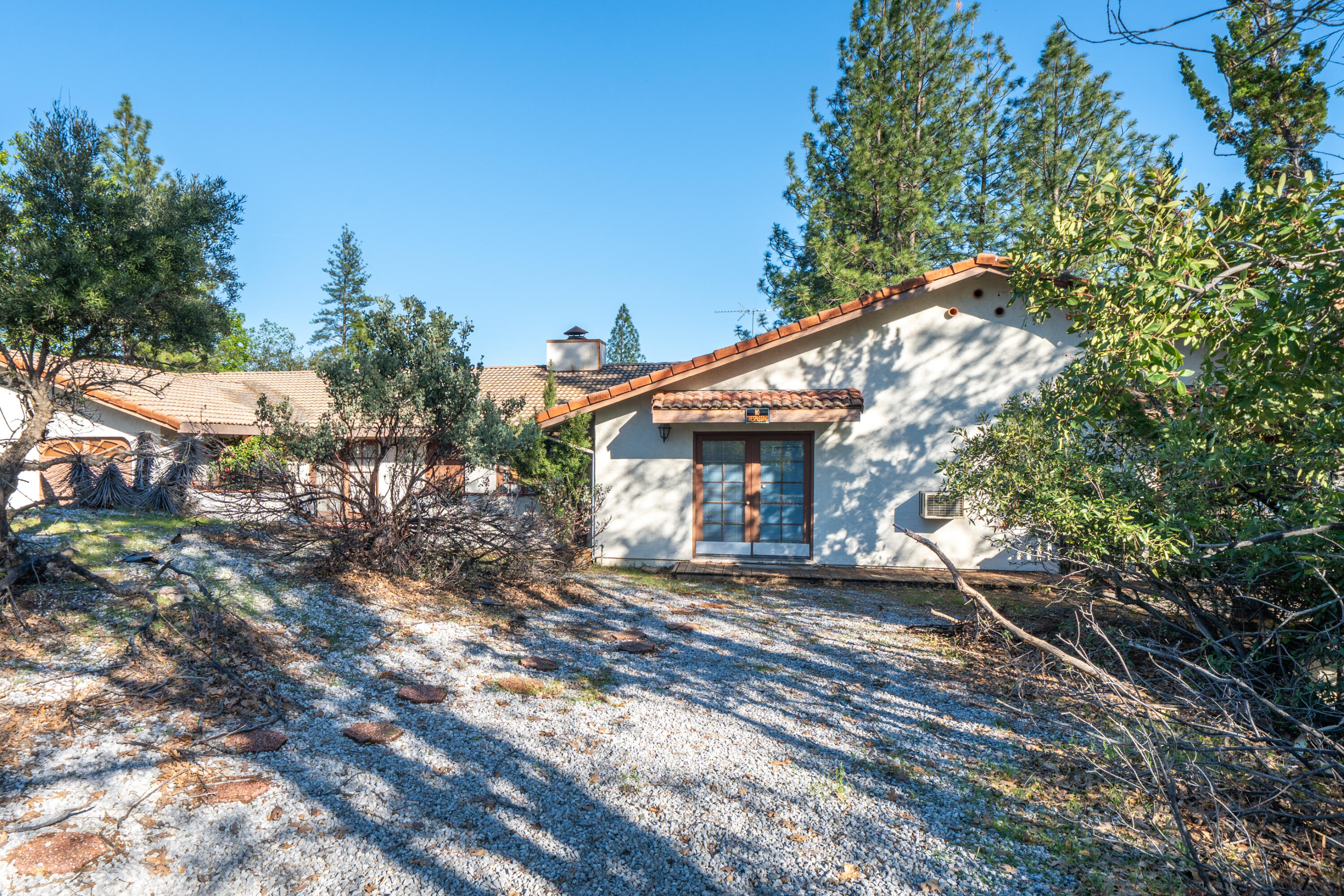 12852 Walker Ridge Drive Redding, CA 96003 - Photo 5 of 49 12852 Walker Ridge Dr-9