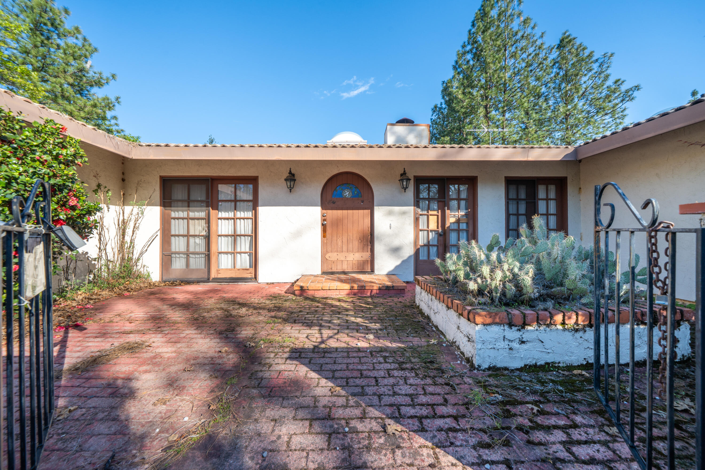 12852 Walker Ridge Drive Redding, CA 96003 - Photo 6 of 49 12852 Walker Ridge Dr-10