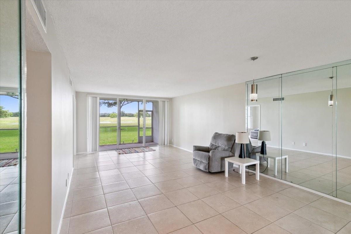 3080 North Course Drive, Unit 102 Pompano Beach, FL 33069 - Photo 6 of 18 Photo 6