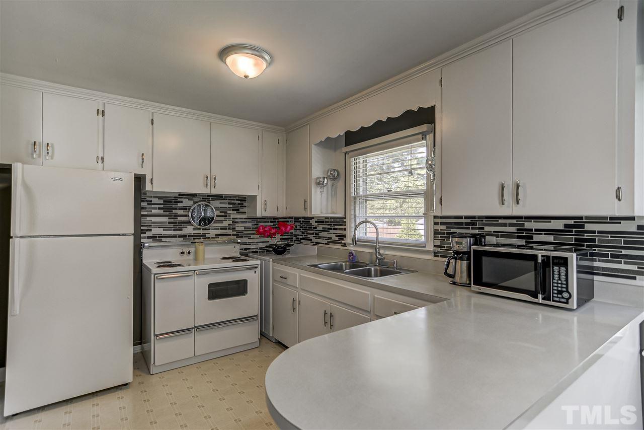 1406 Beichler Road Garner, NC 27529 - Photo 5 of 13 Gallery Image 5