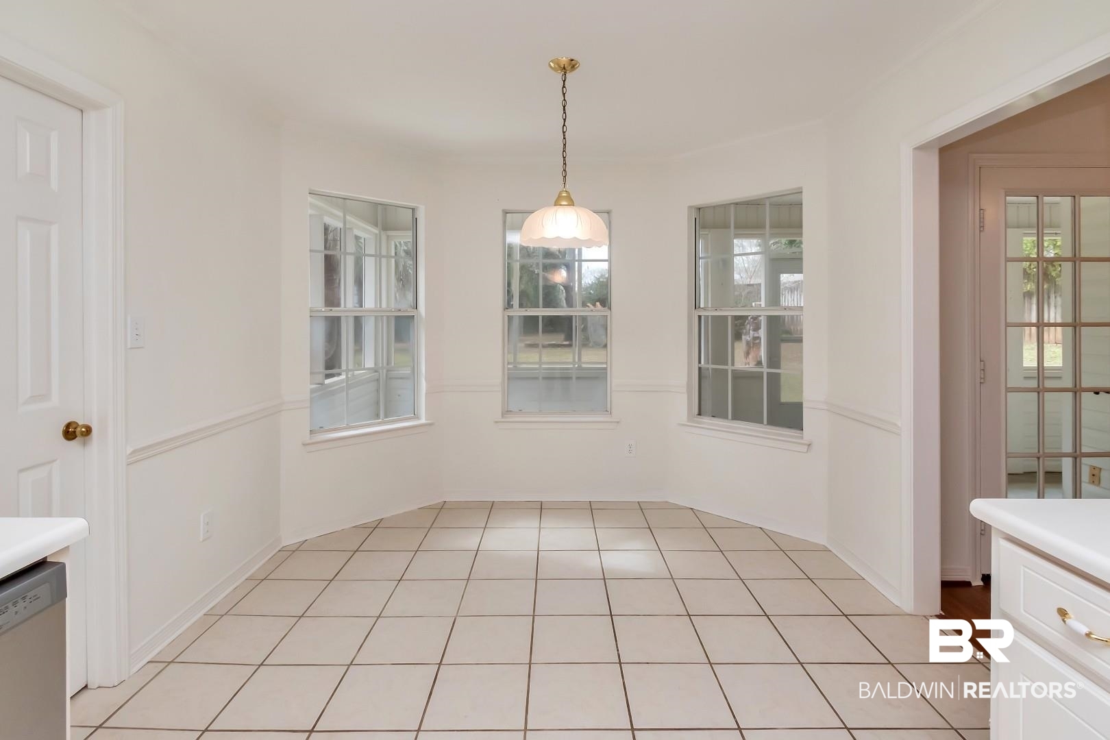 10006 Wedgefield Court Mobile, AL 36608 - Photo 25 of 34 View of unfurnished dining area