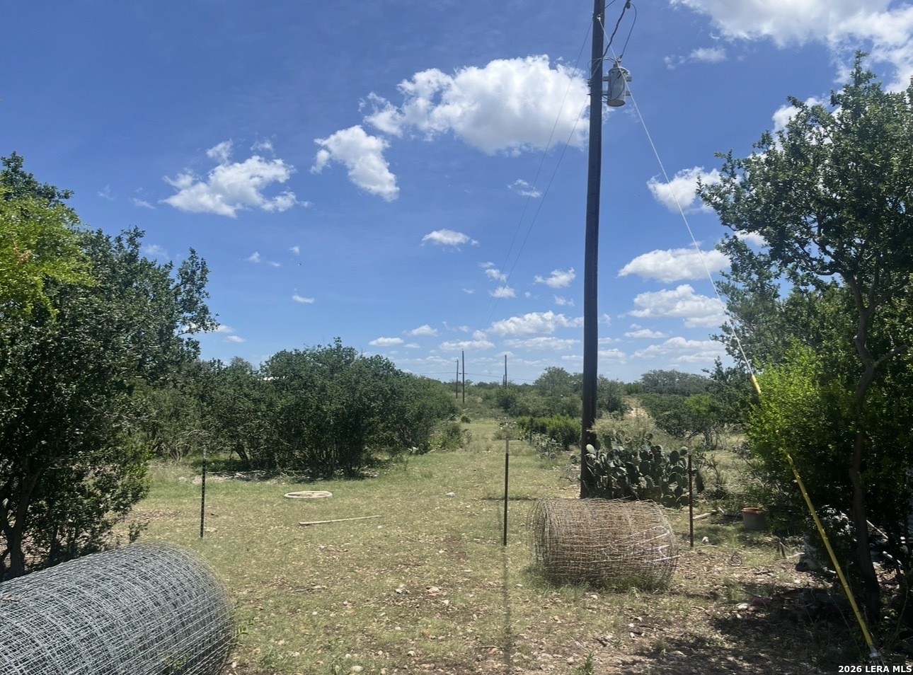 22 North Deer Valley Road Uvalde, TX 78801 - Photo 4 of 15