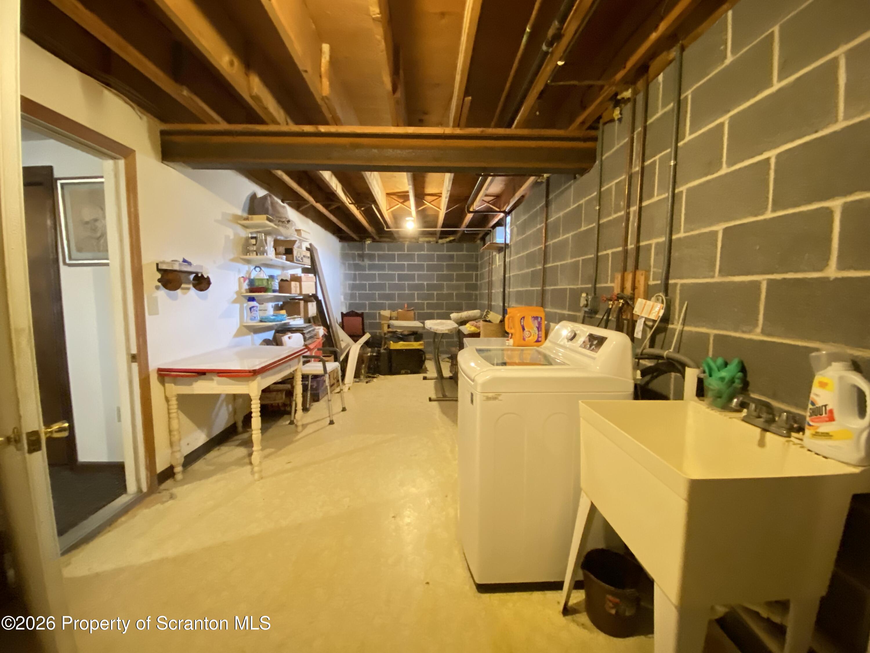 1303 Ridgewood Avenue Scranton, PA 18505 - Photo 42 of 57 a view of a room with chairs