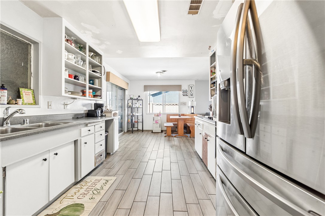 10271 Garrett Road Stanton, CA 90680 - Photo 14 of 35