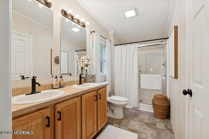 110 Woody Road Freehold, NJ 07728 - Photo 17 of 23 110woodymbath1