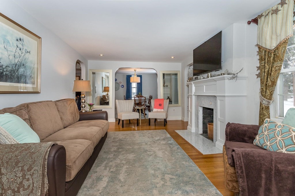 15 Morton Street Canton, MA 02021 - Photo 4 of 25 Gallery Image 4