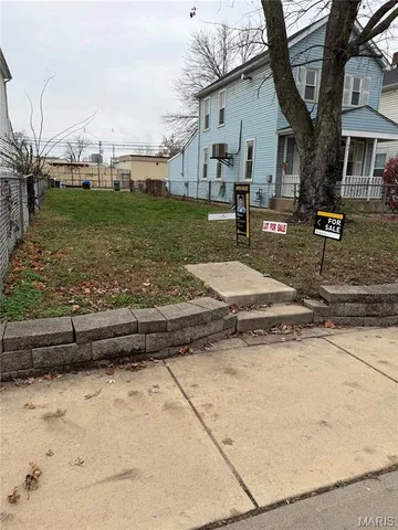 $29,000 | 625 Benton Street, Valley Park, MO 63088