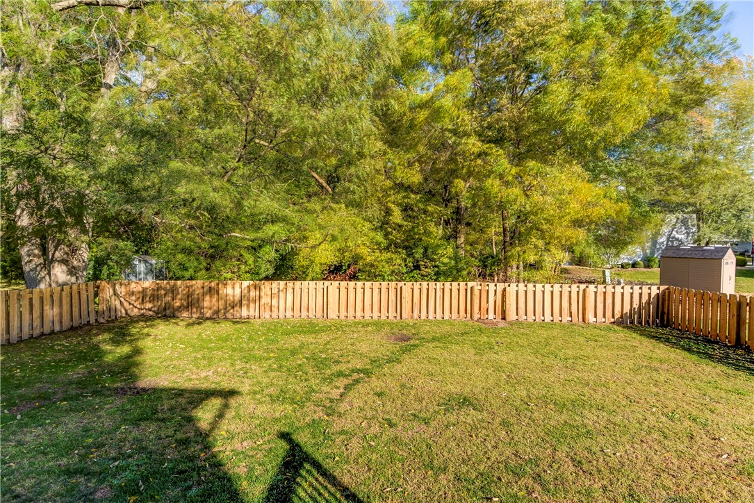 2586 Pheasant Run Decatur, IL 62521 - Photo 35 of 36
