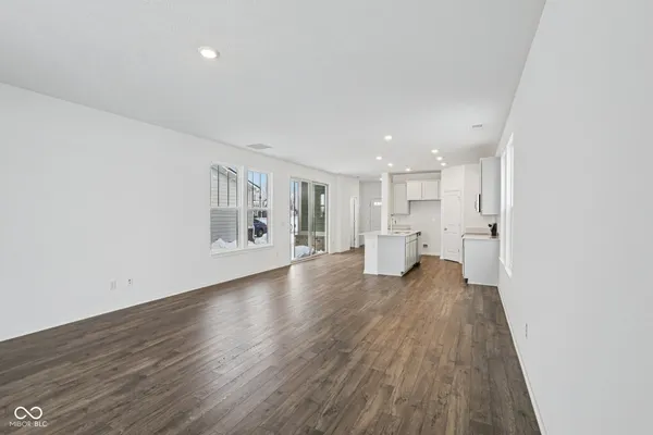 $379,999 | 5661 Arcade Boulevard, McCordsville, IN 46055