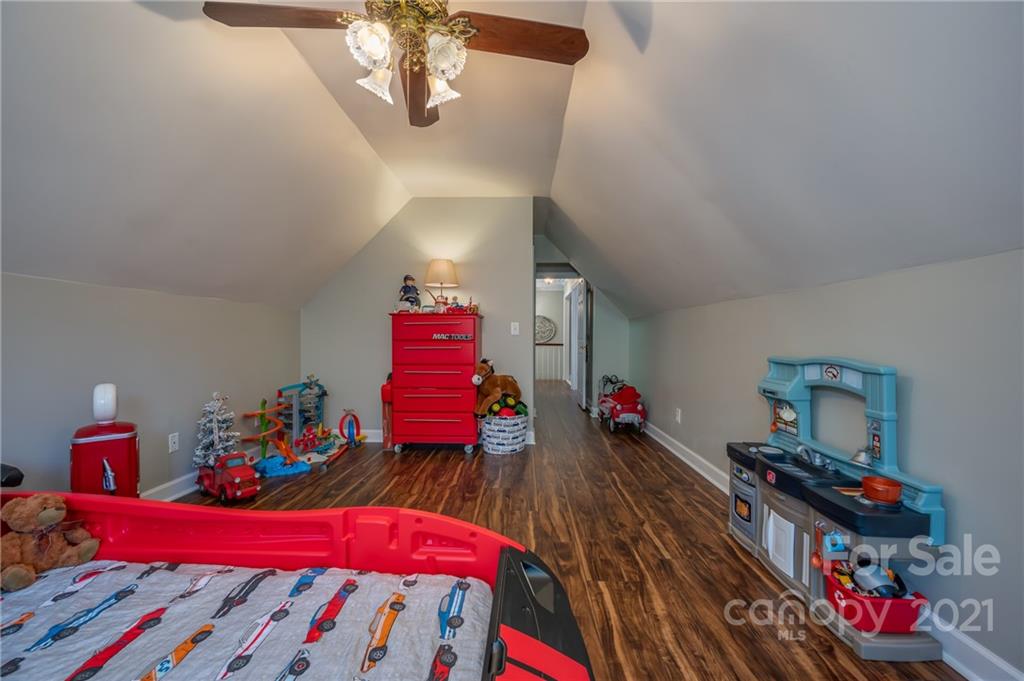 280 Honeysuckle Drive Rutherfordton, NC 28139 - Photo 29 of 39 Gallery Image 29
