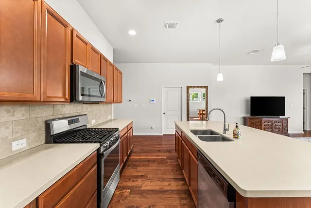 $2,000 | 489 Bridgestone Way, Buda, TX 78610