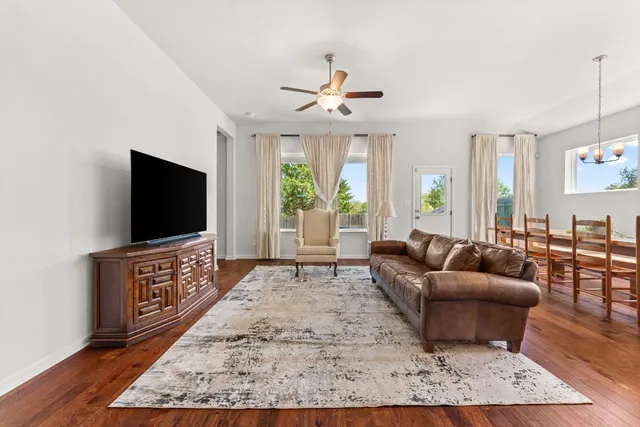 $2,000 | 489 Bridgestone Way, Buda, TX 78610