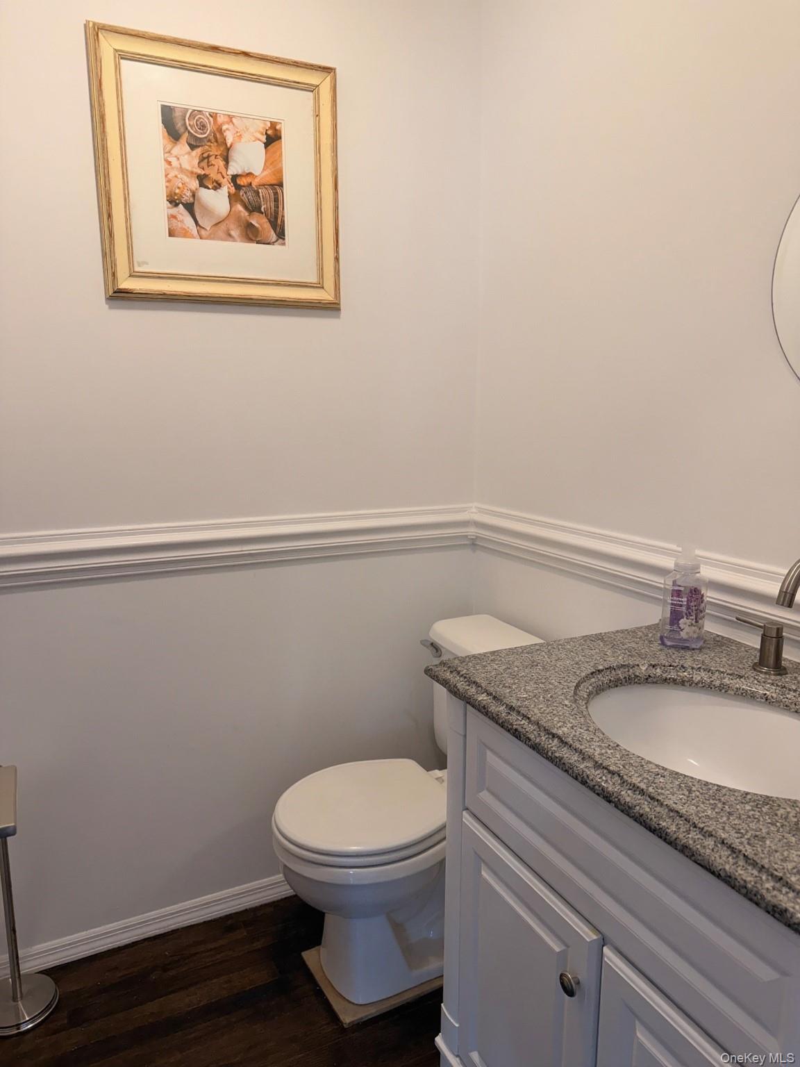 10 Silver Court Ridge, NY 11961 - Photo 5 of 16 Half Bath