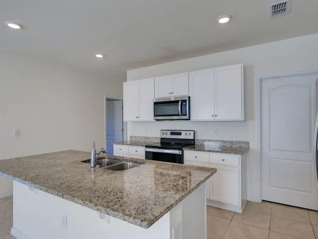 $2,900 | 2501 Ribbon Fall Avenue, Davenport, FL 33837