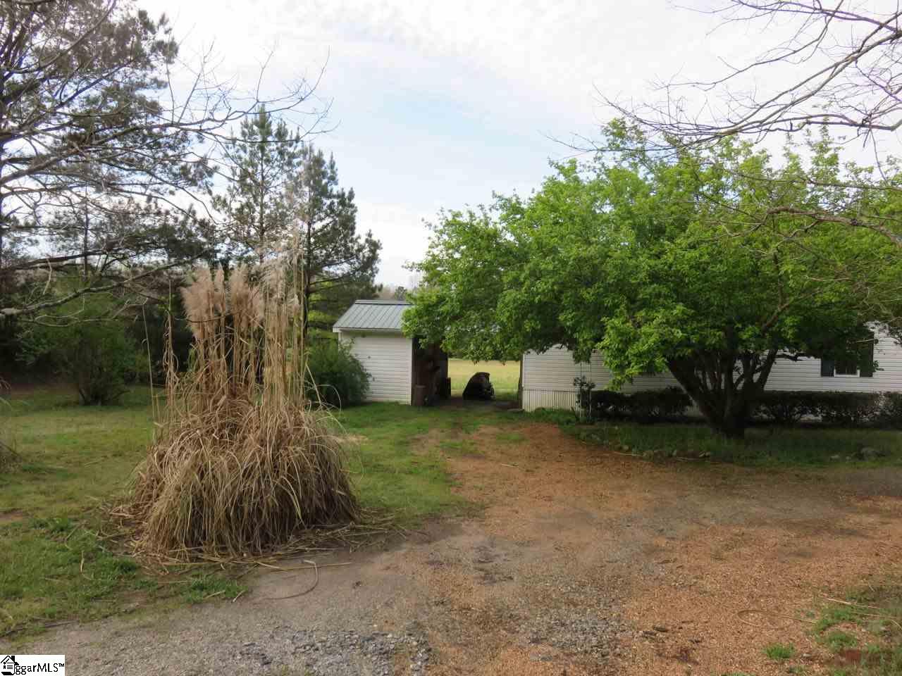 301 Elijah Simmons Road Woodruff, SC 29388 - Photo 8 of 36 Gallery Image 8
