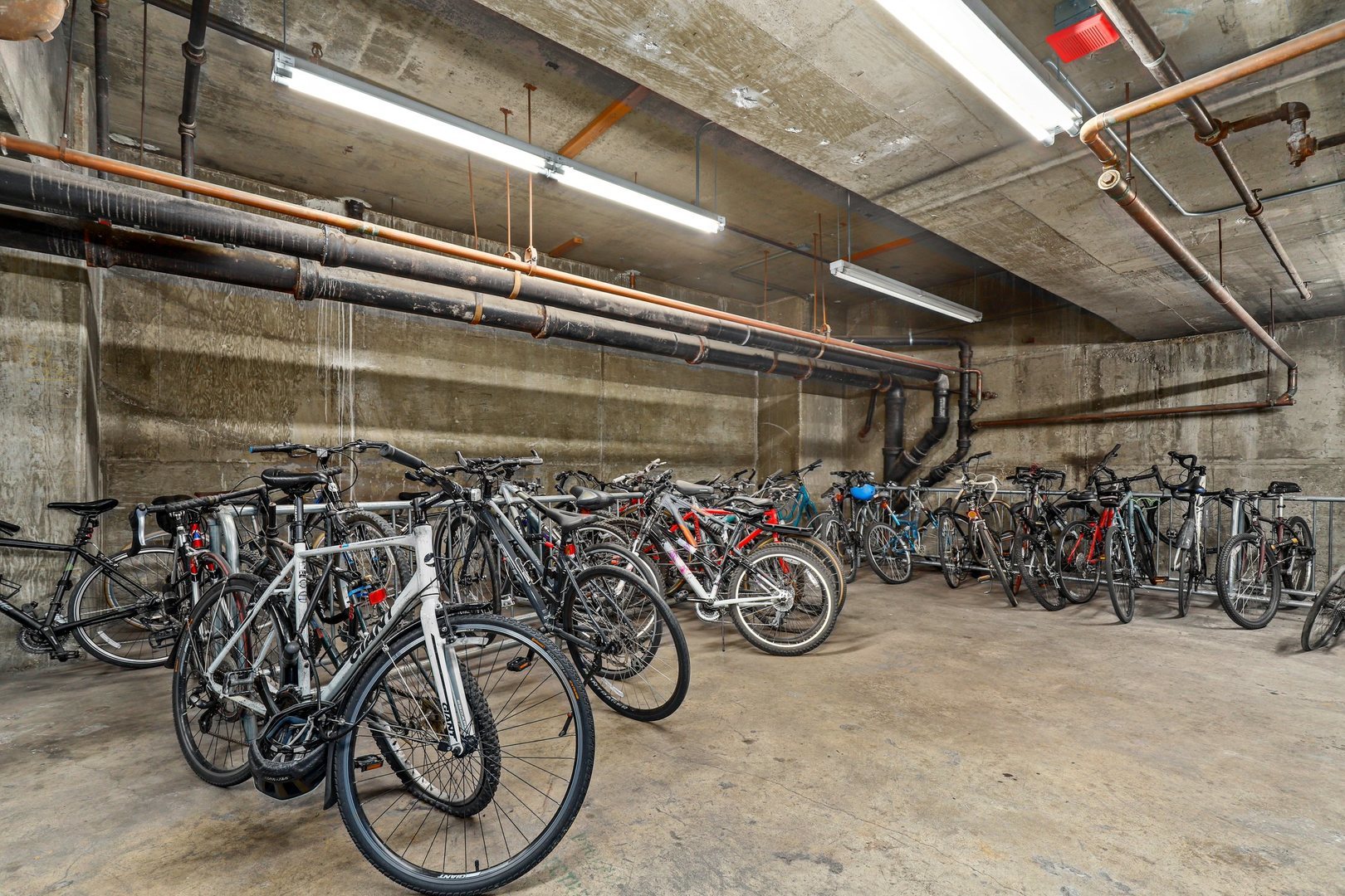 500 South Clinton Street, Unit 722 Chicago, IL 60607 - Photo 18 of 21 a view of a bike storage