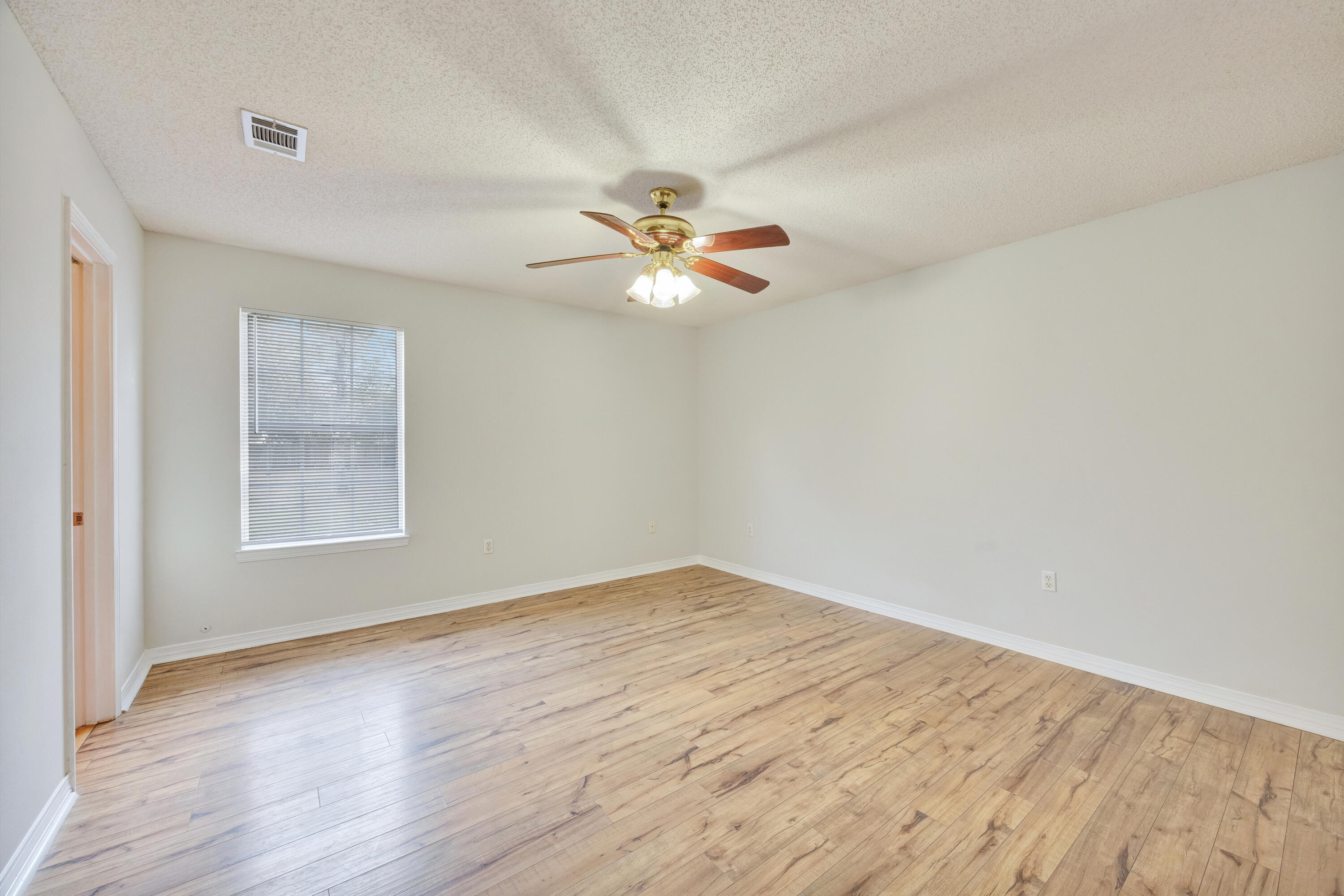 4803 Young Road Crestview, FL 32539 - Photo 15 of 32 16-16