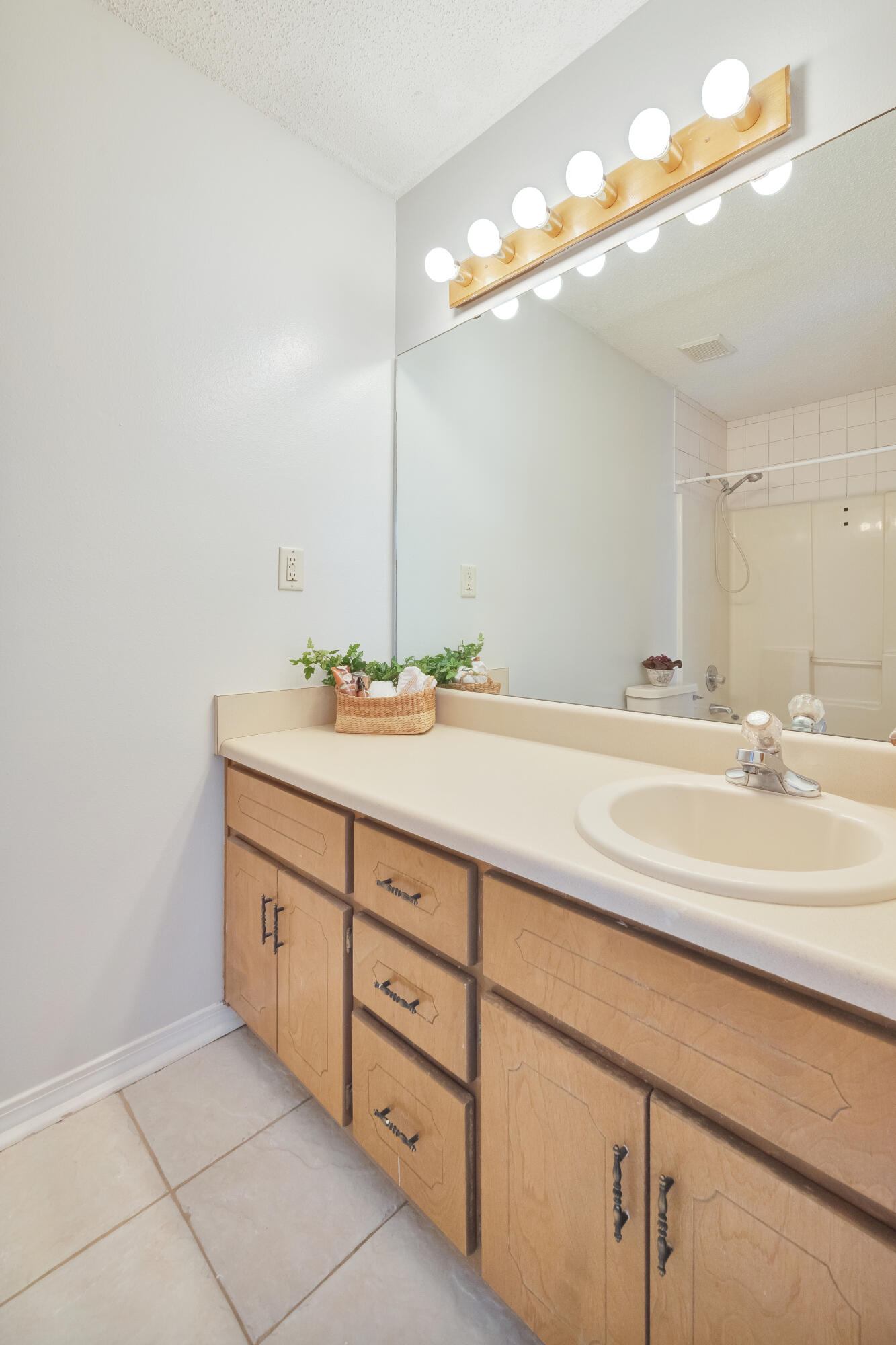 4803 Young Road Crestview, FL 32539 - Photo 18 of 32 19-19