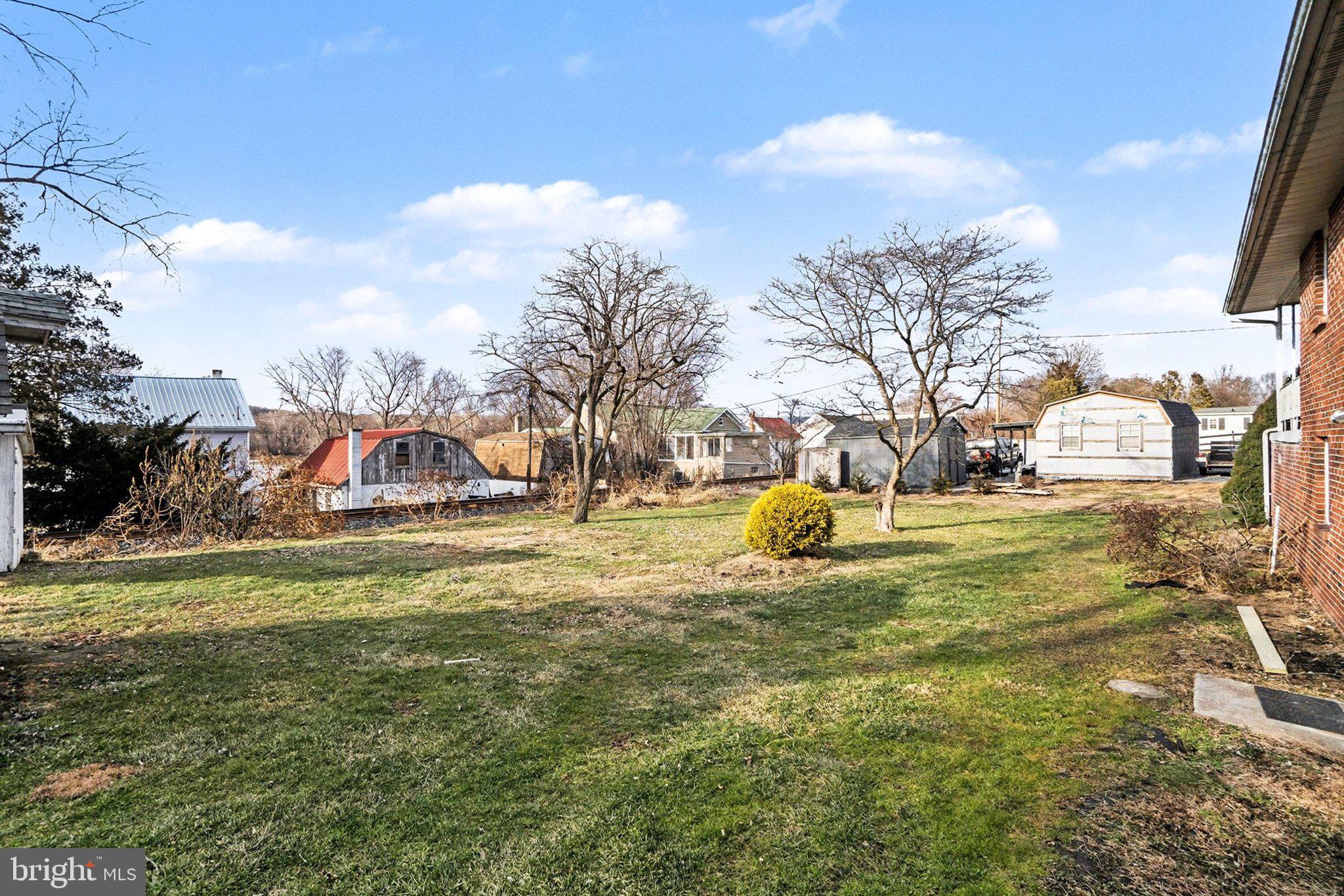 105 Chestnut Street Halifax, PA 17032 - Photo 23 of 28