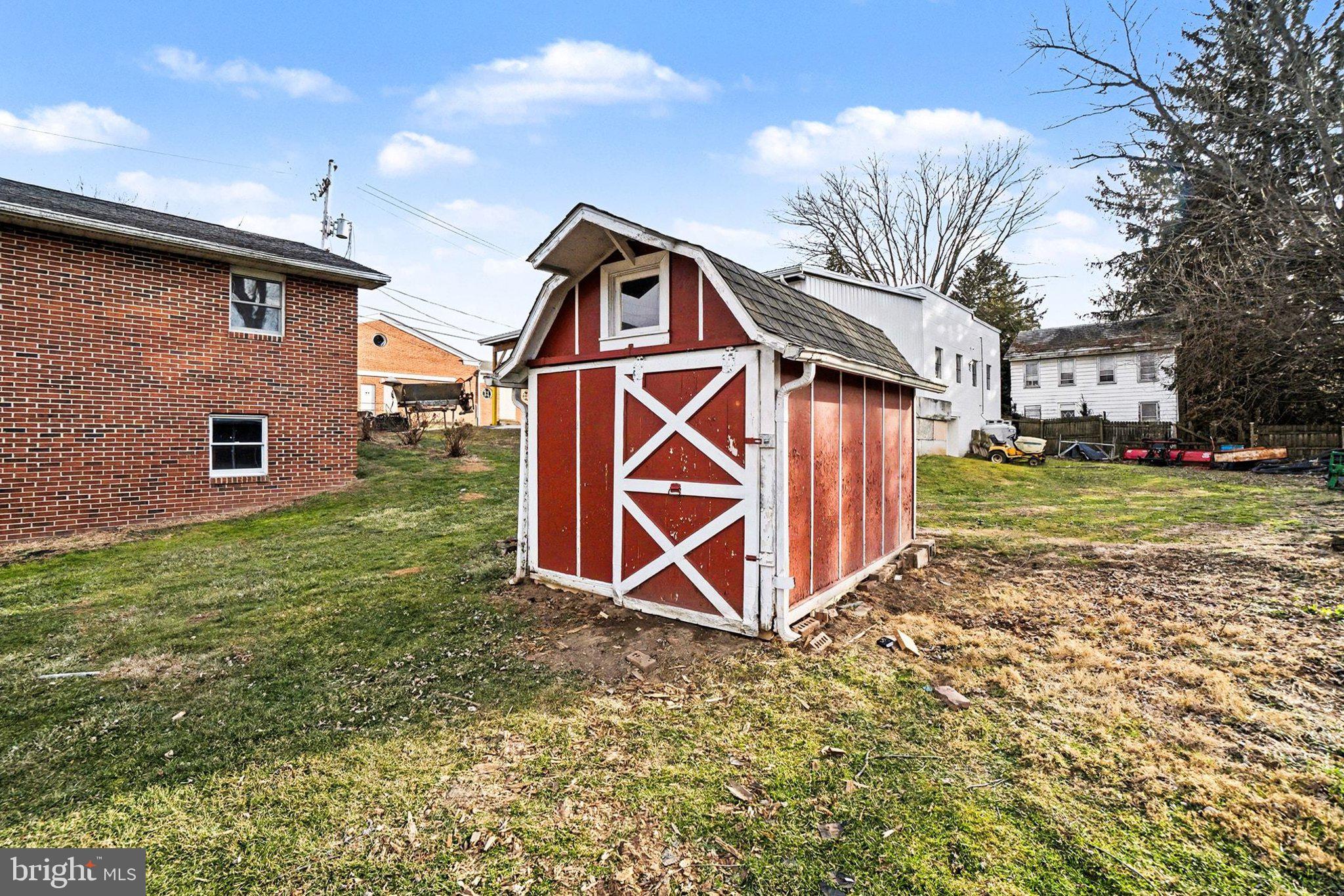 105 Chestnut Street Halifax, PA 17032 - Photo 25 of 28