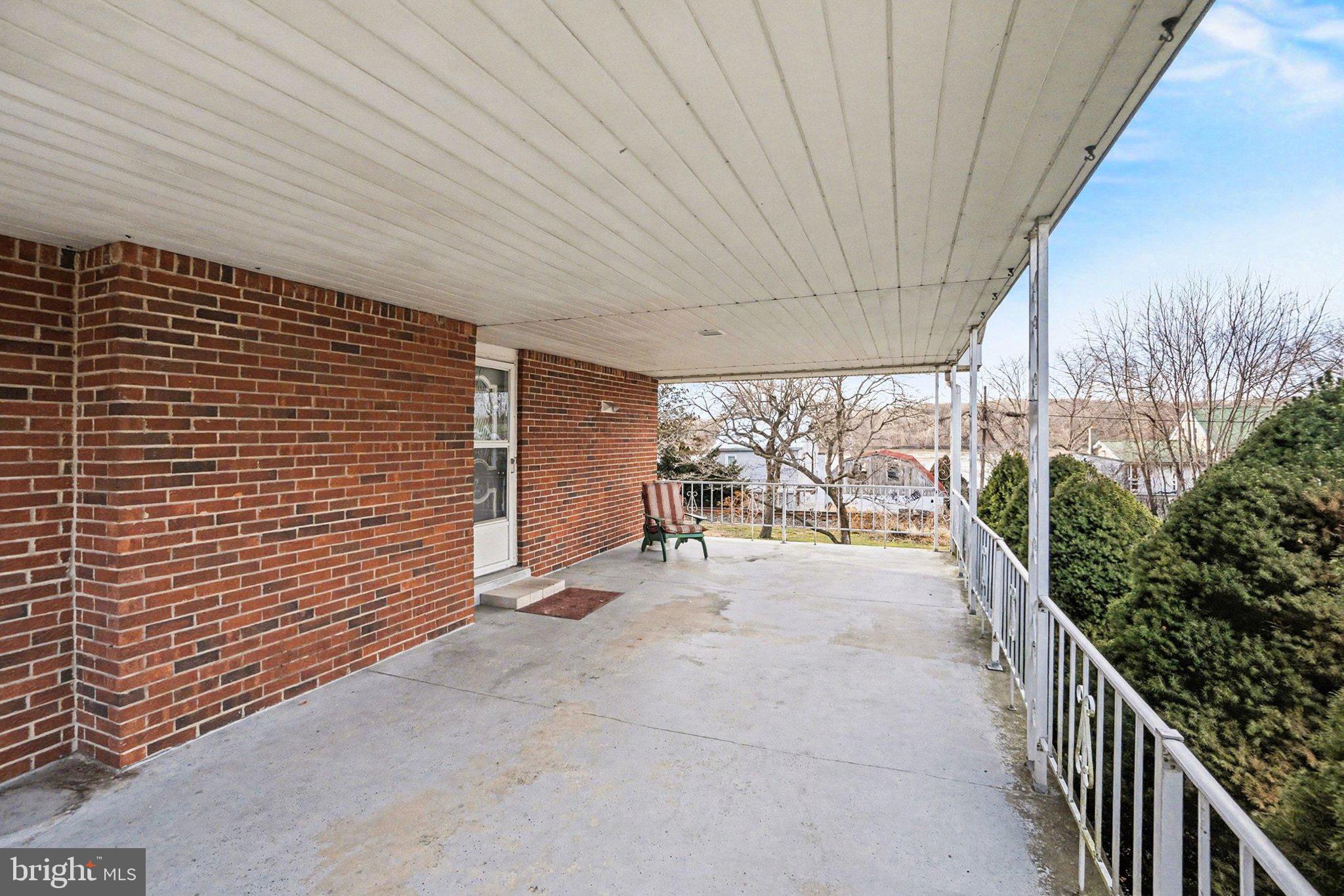 105 Chestnut Street Halifax, PA 17032 - Photo 3 of 28