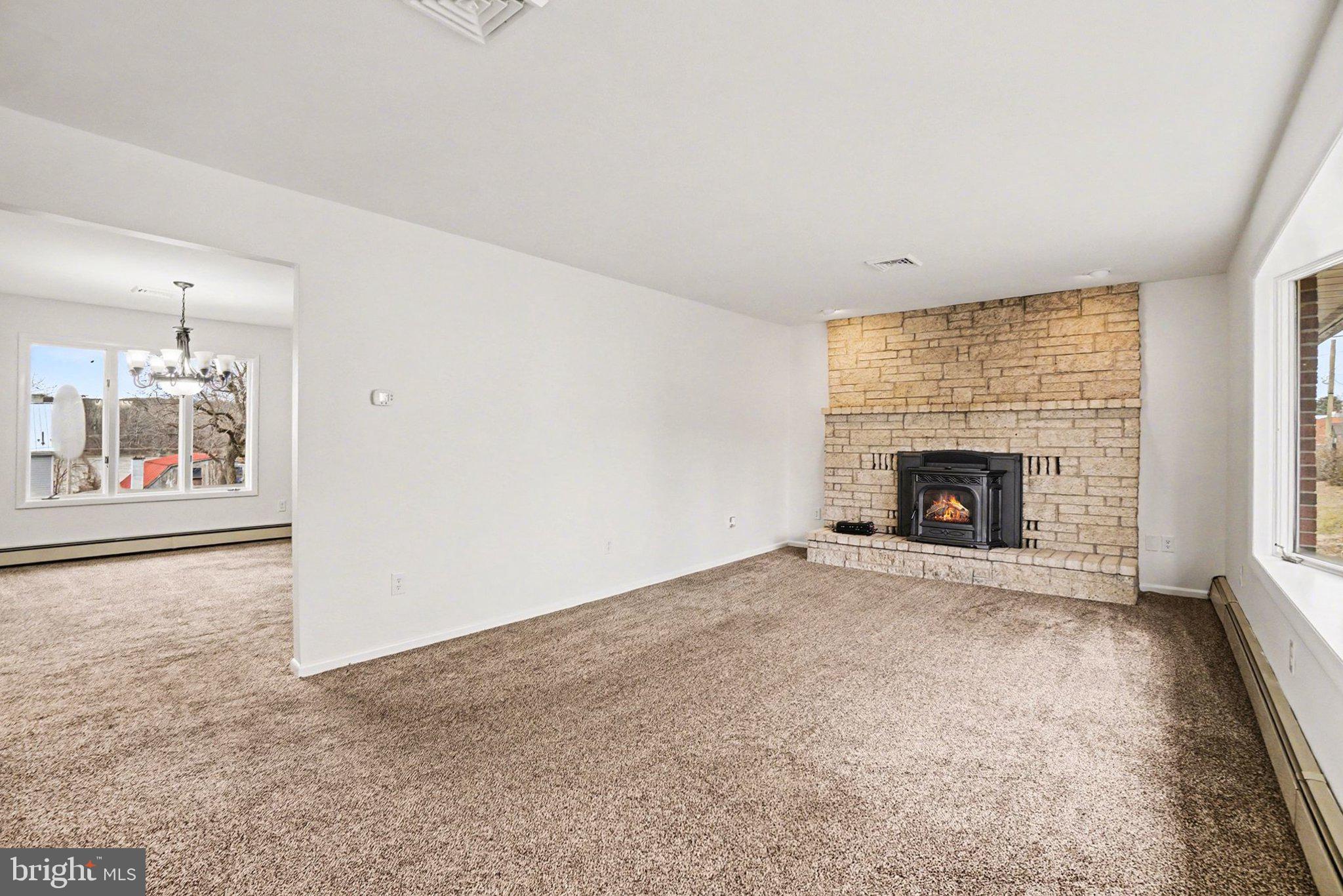 105 Chestnut Street Halifax, PA 17032 - Photo 4 of 28