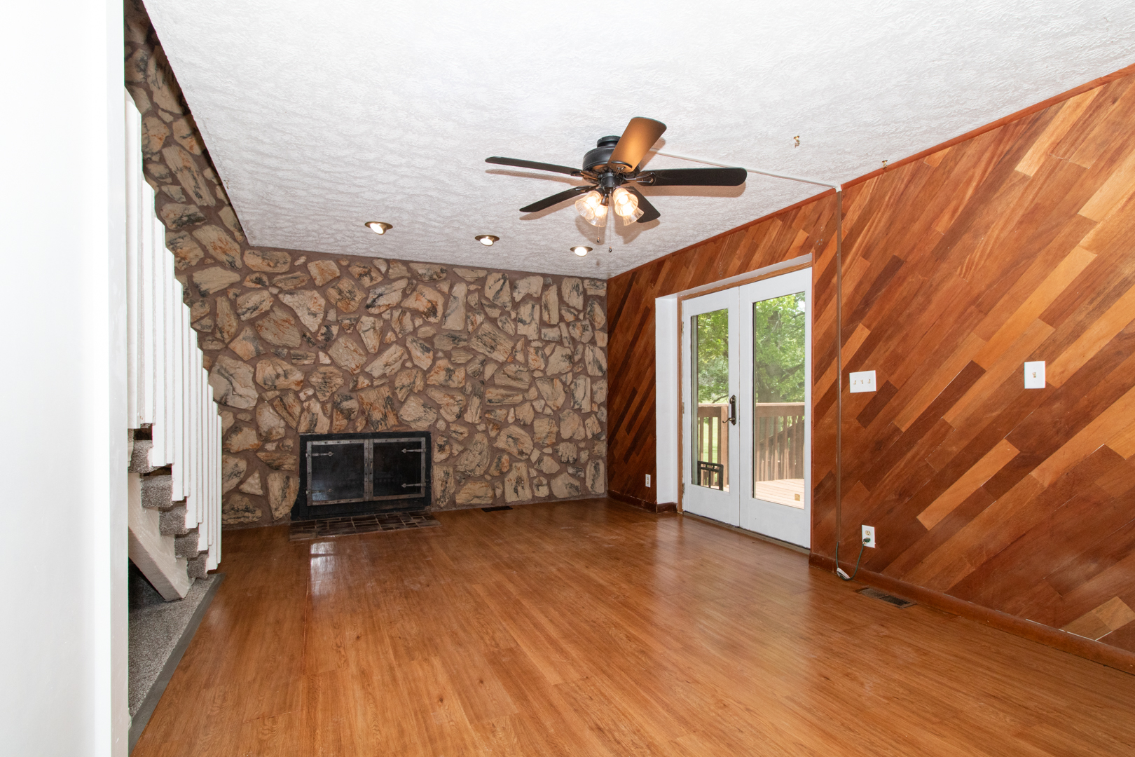 8853 Mill Creek Road Bloomington, IL 61705 - Photo 19 of 67 Gallery Image 19