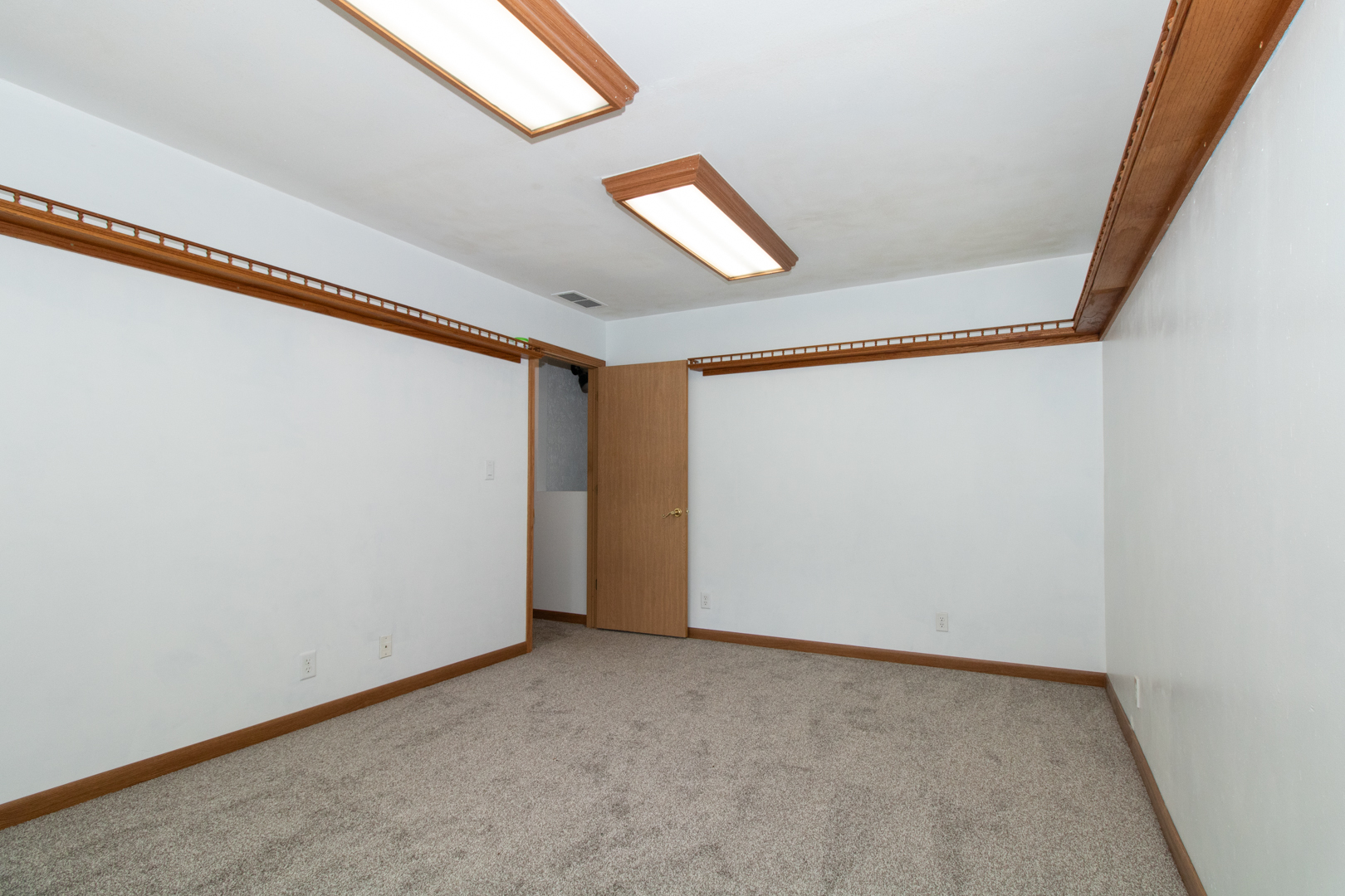 8853 Mill Creek Road Bloomington, IL 61705 - Photo 27 of 67 Gallery Image 27