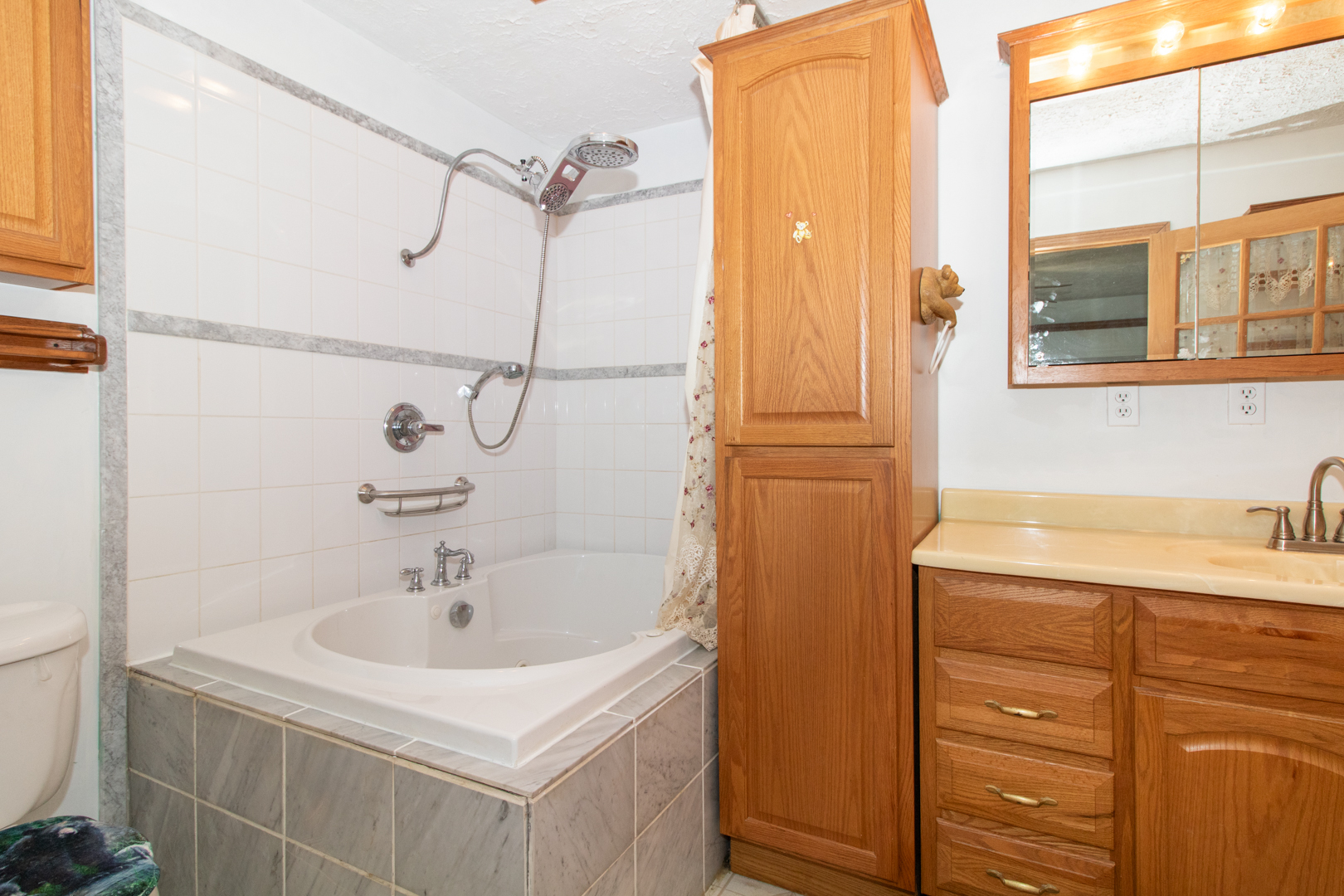 8853 Mill Creek Road Bloomington, IL 61705 - Photo 39 of 67 Gallery Image 39