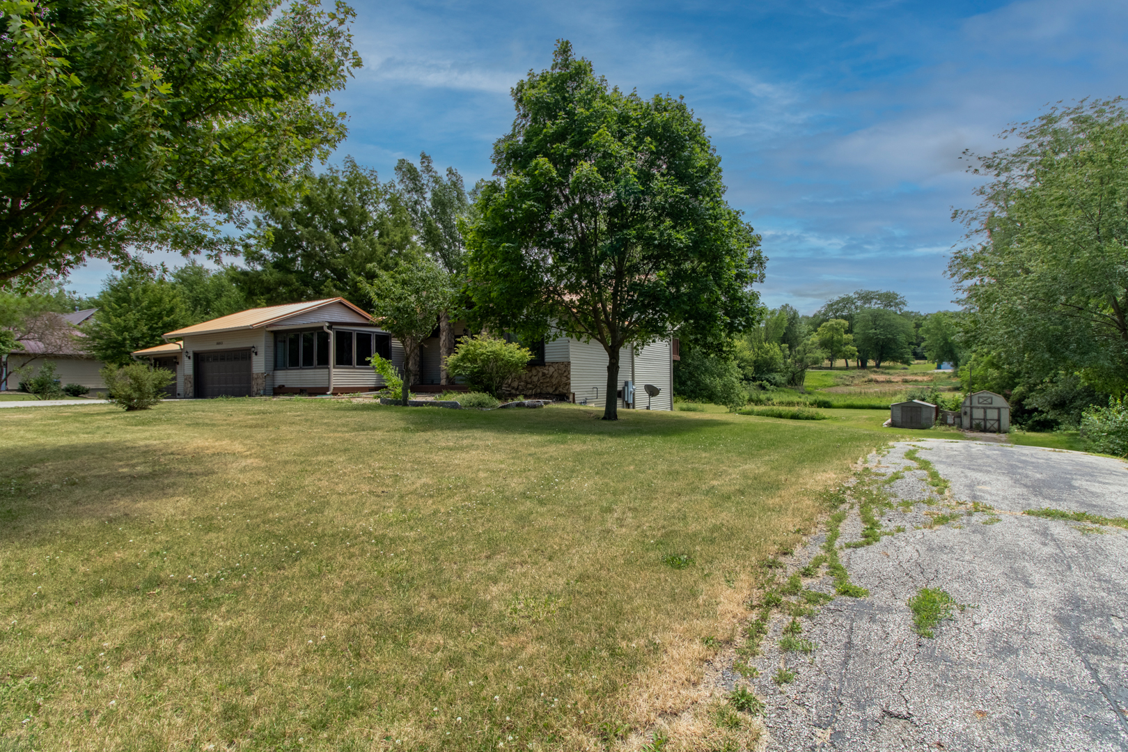 8853 Mill Creek Road Bloomington, IL 61705 - Photo 48 of 67 Gallery Image 48