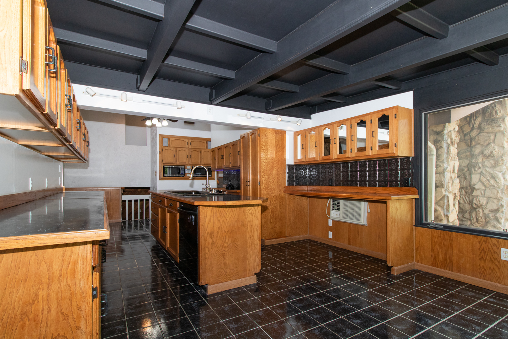 8853 Mill Creek Road Bloomington, IL 61705 - Photo 9 of 67 Gallery Image 9
