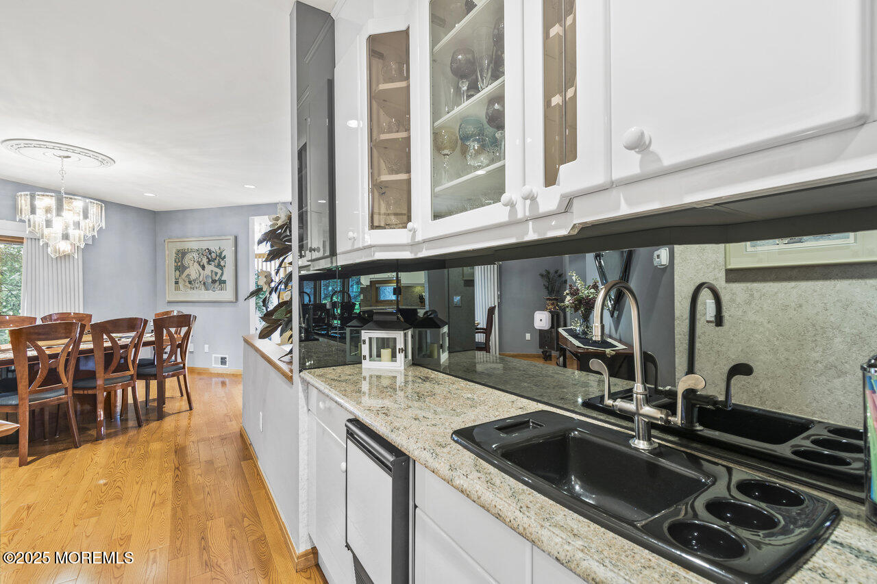 31 Thompson Grove Road Freehold, NJ 07728 - Photo 21 of 54 017_arb_0303_532