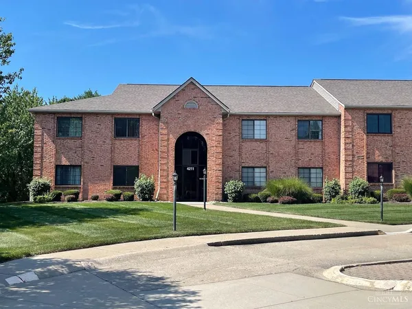 $210,000 | 4211 Victorian Green Drive, Unit 2, Cincinnati, OH 45211