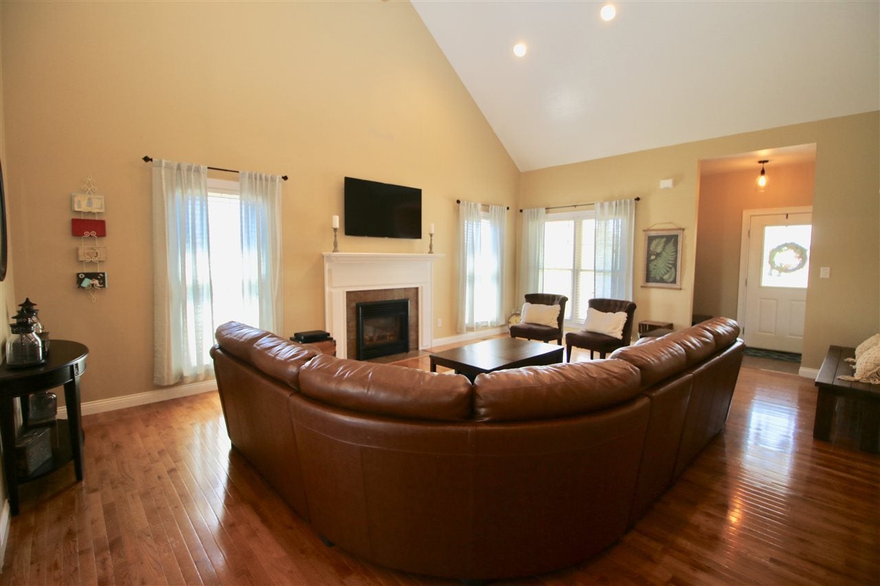 518 Rodeo Lane Bowling Green, KY 42101 - Photo 6 of 35 Gallery Image 6