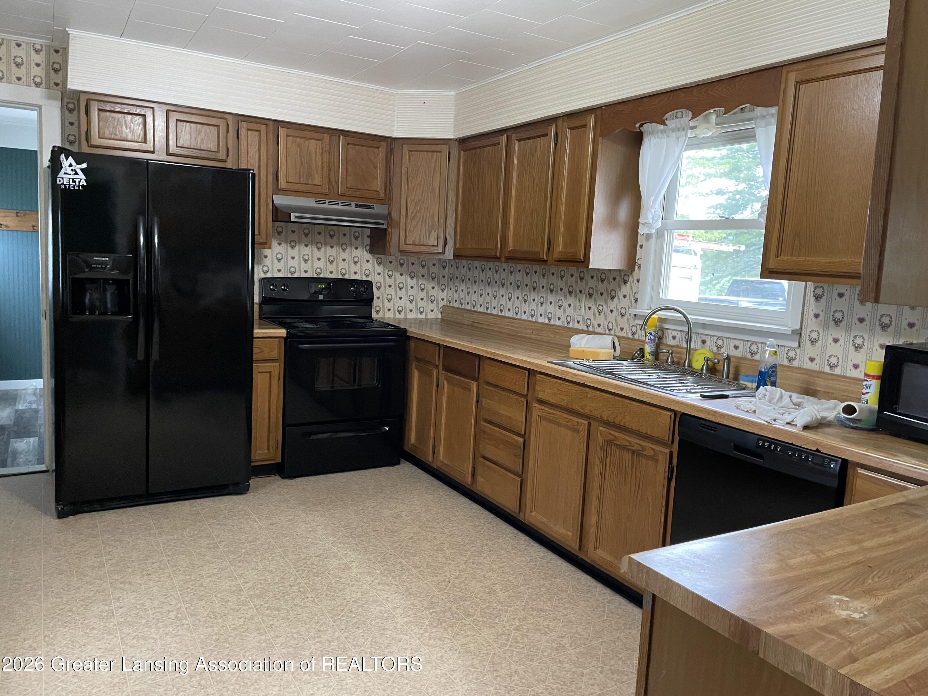 5801 North Kerby Road Owosso, MI 48867 - Photo 8 of 19 IMG_1620