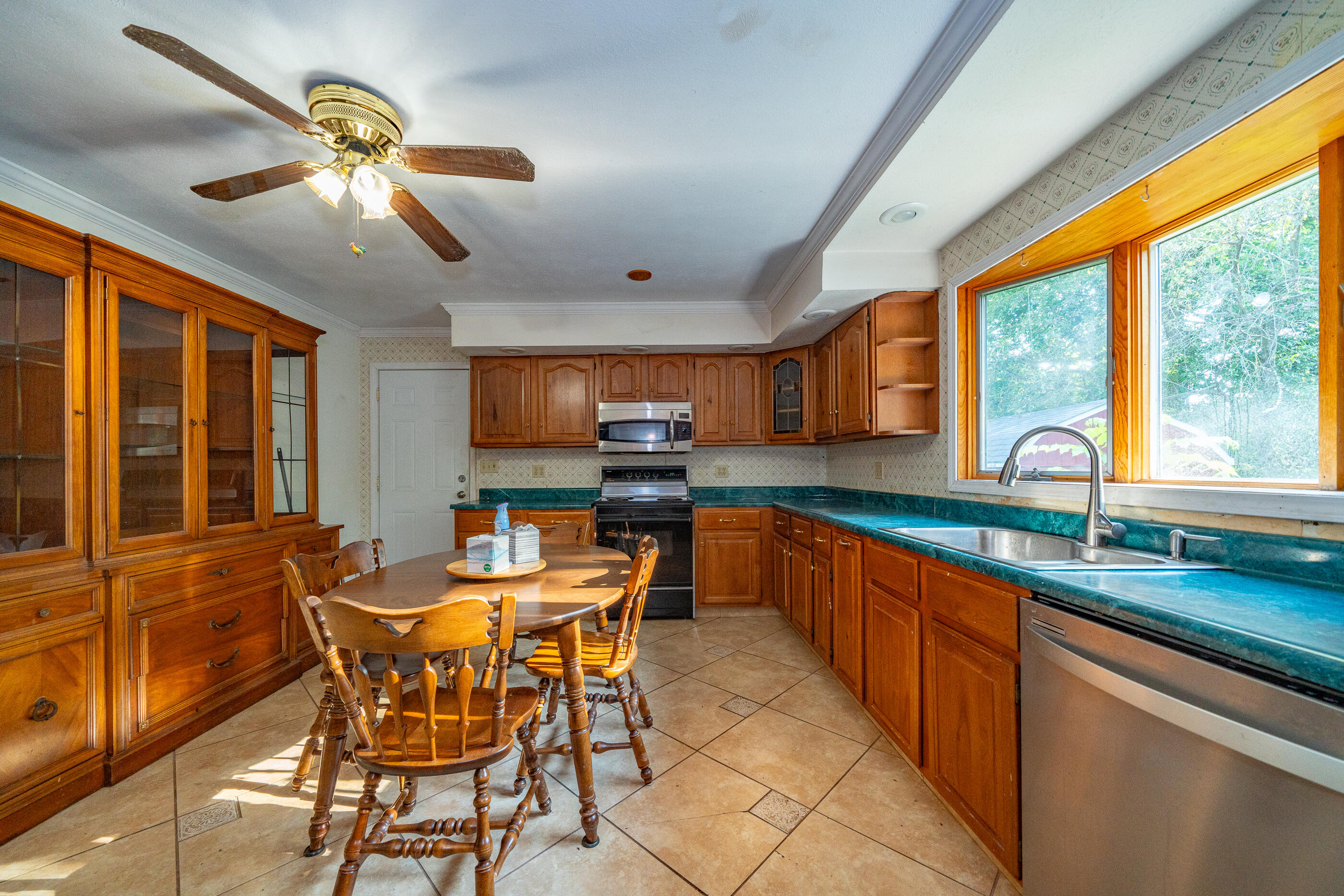 8300 Looney Road Piqua, OH 45356 - Photo 6 of 45 Gallery Image 6