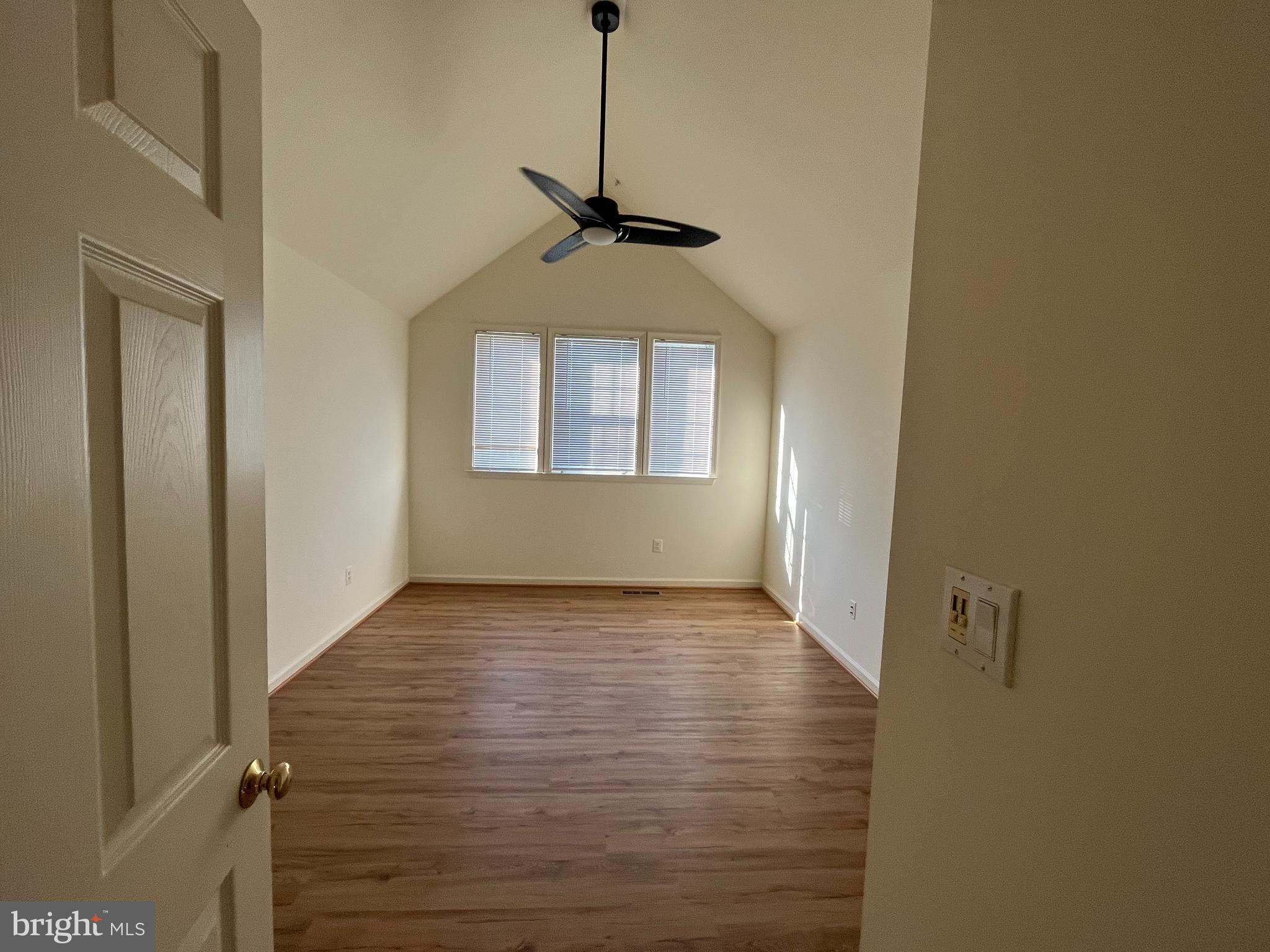 11304 Sundial Court, Unit 907 Reston, VA 20194 - Photo 25 of 39 Gallery Image 25