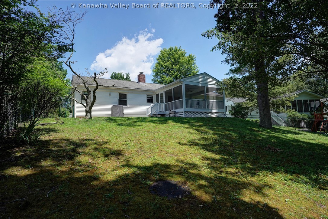 1406 Nottingham Road Charleston, WV 25314 - Photo 30 of 33 Gallery Image 30