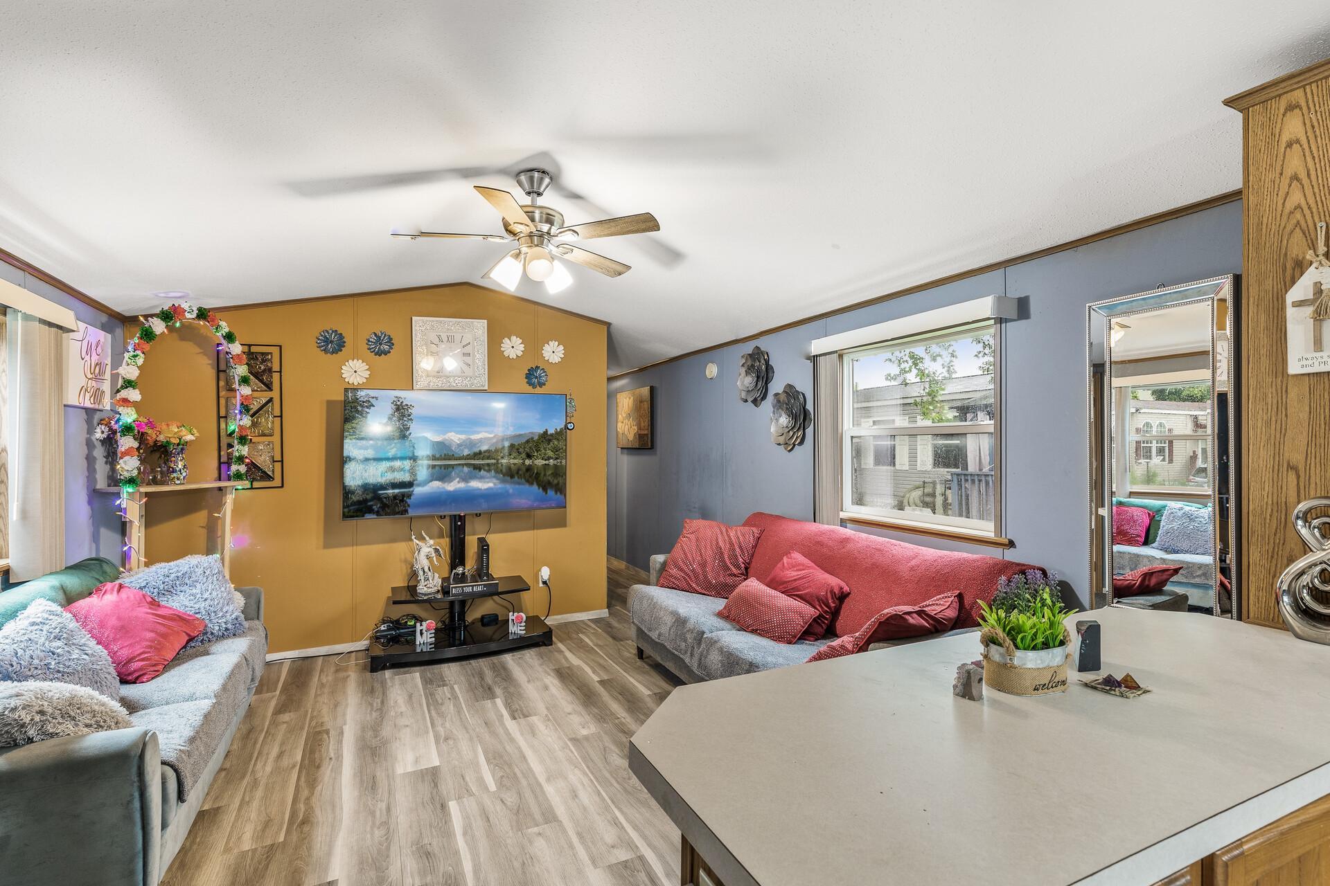 2401 Bison Drive Maplewood, MN 55119 - Photo 13 of 27