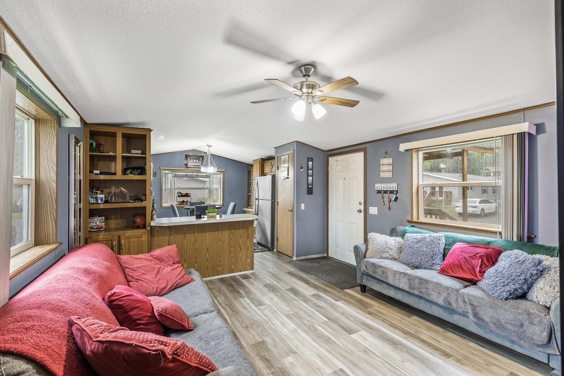 2401 Bison Drive Maplewood, MN 55119 - Photo 9 of 27