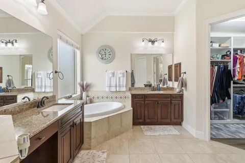 $659,000 | 2187 Graystone Hills Drive, Conroe, TX 77304